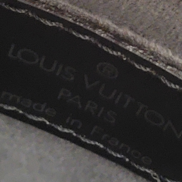 LOUIS VUITTON Blk EPI Leather ST JACQUES EXCELLENT Condition - Picture 11 of 13